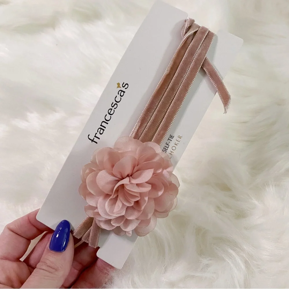 ᴇᴜᴄ ᴠᴇʟᴠᴇᴛ ᴡʀᴀᴘ ꜱᴇʟꜰ-ᴛɪᴇ ᴄᴀᴍɪʟʟɪᴀ ꜰʟᴏᴡᴇʀ ᴄʜᴏᴋᴇʀ - Picture 12 of 13